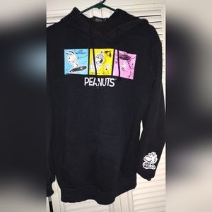 Peanuts hoodie size small